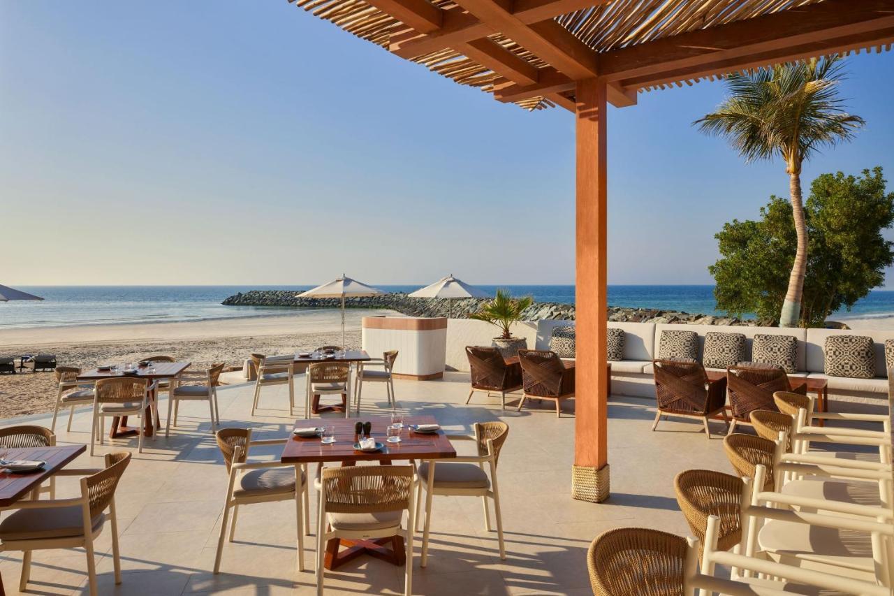 Ajman Saray, A Luxury Collection Resort, Ajmán Exterior foto Beach at the resort